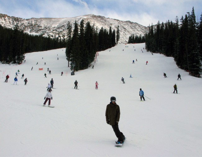 Skiers and snowboarders diggin early season conditions at Arapahoe Basin!