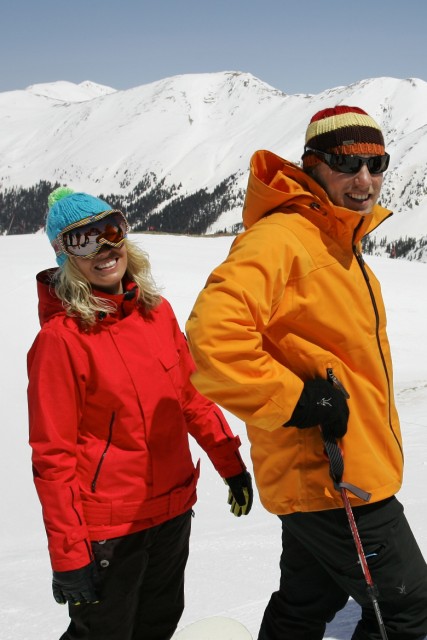 Tips for Skiing with Your Partner