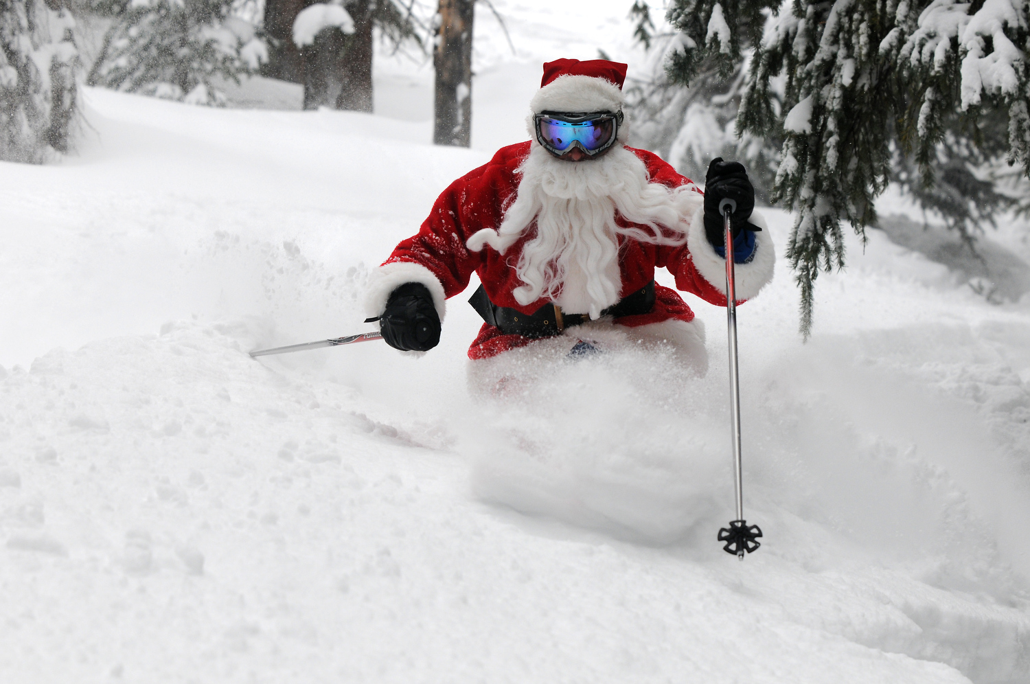 Telluride Skiing Santa